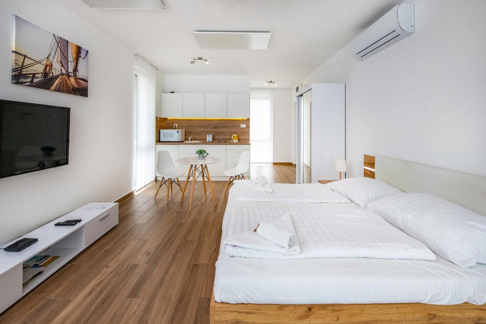 Anchor Apartman By Hellobalatonlelle Esterno foto